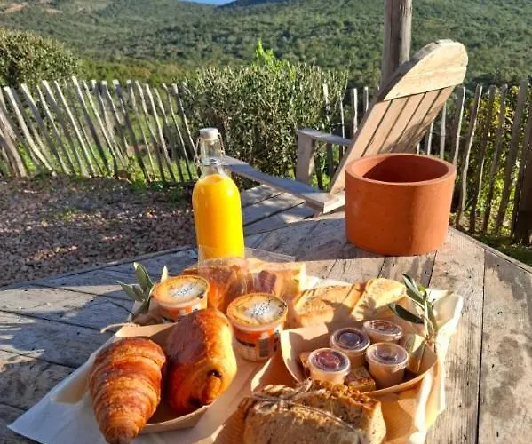 Domaine De Sonia - éco-insolites * Porto-Vecchio (Corsica)