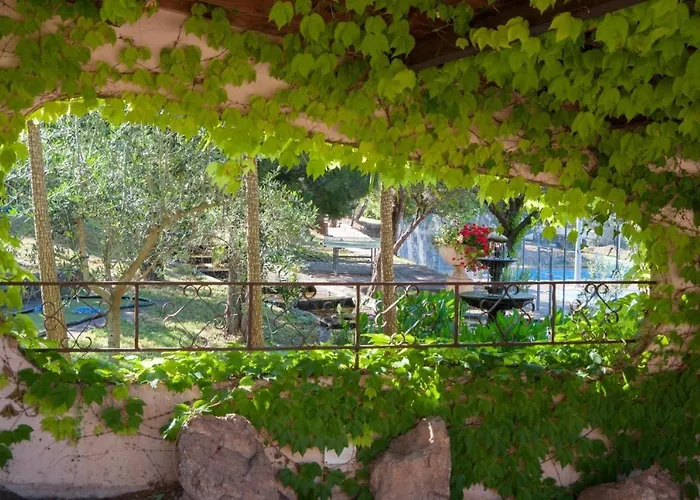 Domaine De Sonia - Eco-insolites Hotel *